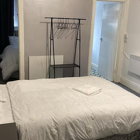Great House 5 Min Walk 2 Beach Best Locations In Blackpool Exteriör bild